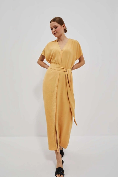 Sukienka maxi z wiązaniem w talii herbaciana