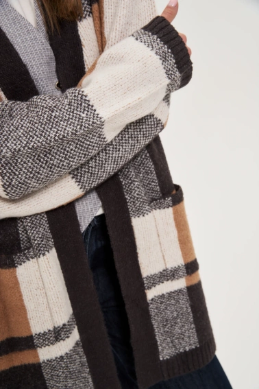 Kardigan w kratę beżowy