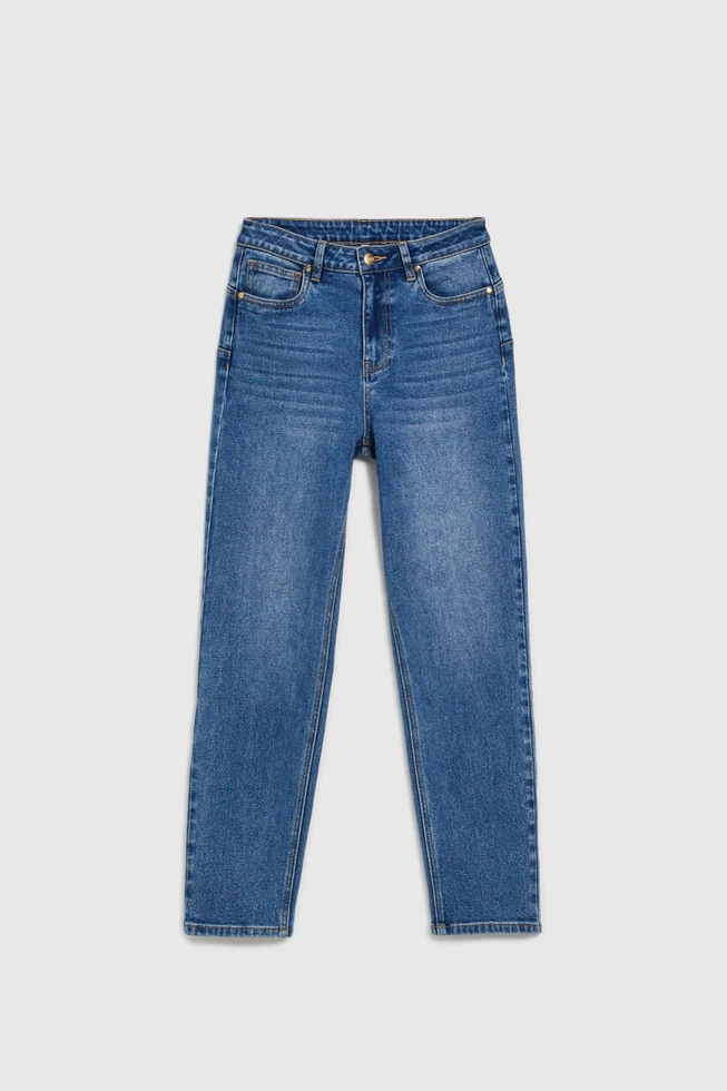 Jeansy z prostymi nogawkami i z przetarciami niebieskie