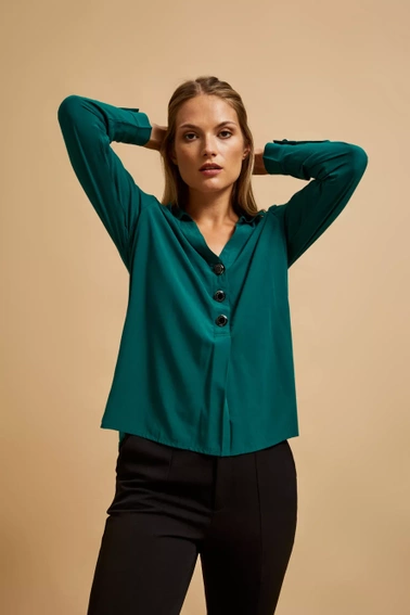 Koszula z dekoltem w serek szmaragdowa