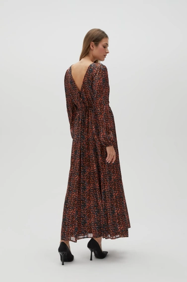 Sukienka maxi z bufiastymi rękawami brązowa