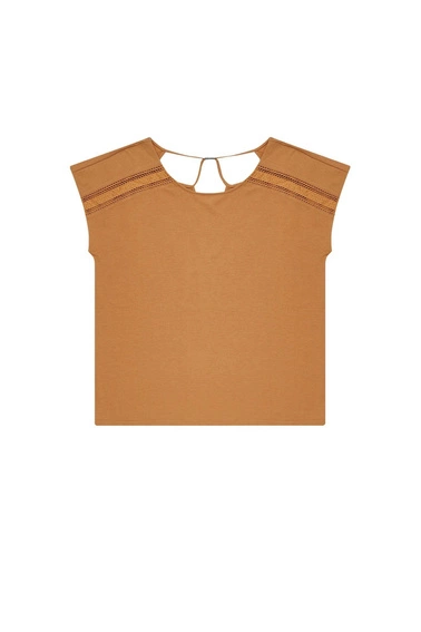 Bluzka z ażurowym zdobieniem miodowa