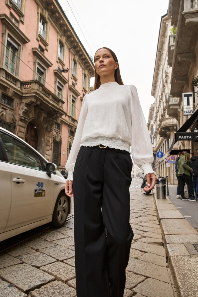 Koszula z bufiastymi rękawami biała