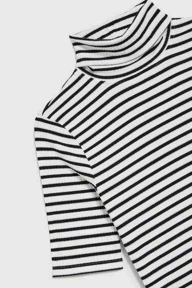 Bluzka z golfem w paski