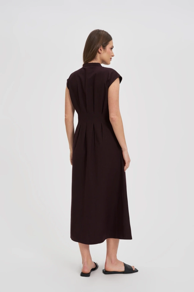 Taliowana sukienka midi