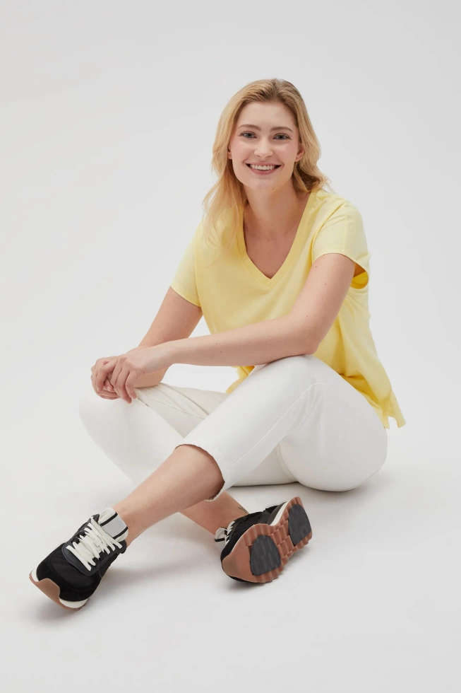 Bawełniny t-shirt z dekoltem w serek żółty