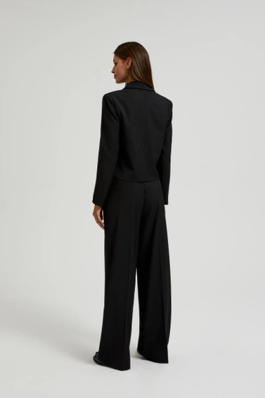 Eleganckie spodnie z paskiem czarne