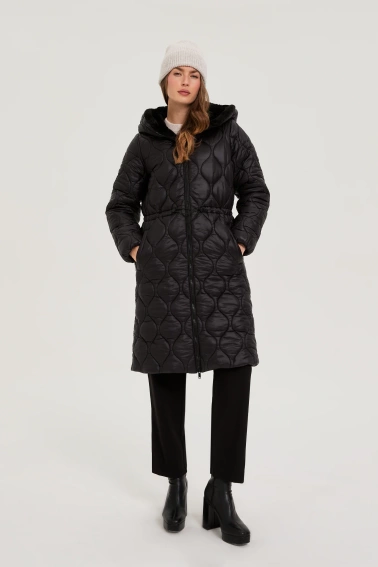 Kurtka z kapturem czarna