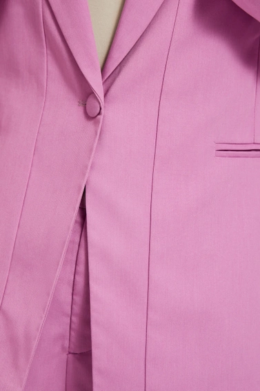 Jednorzędowa marynarka z długimi rękawami różowa