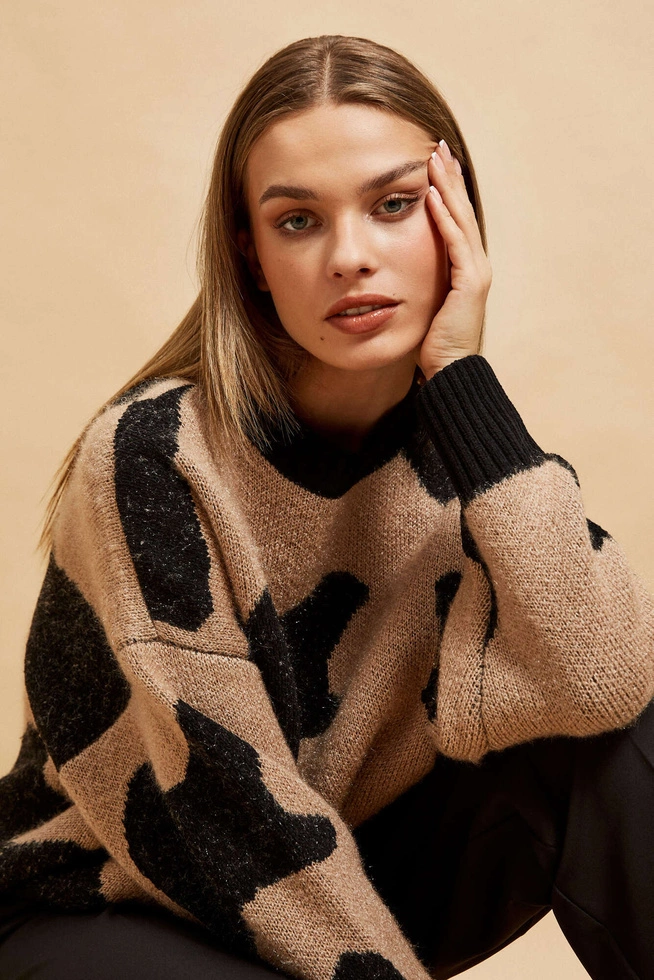 Wzorzysty sweter