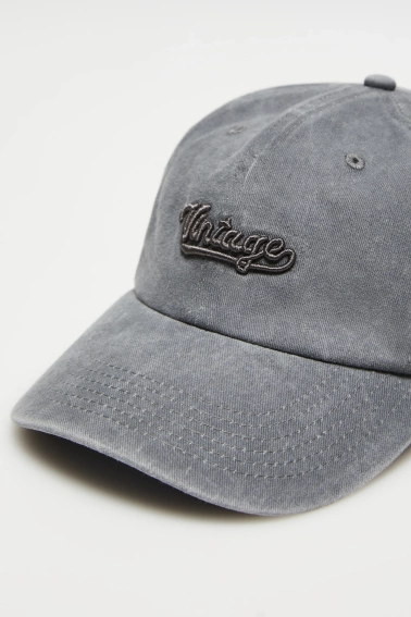 Czapka z daszkiem szara