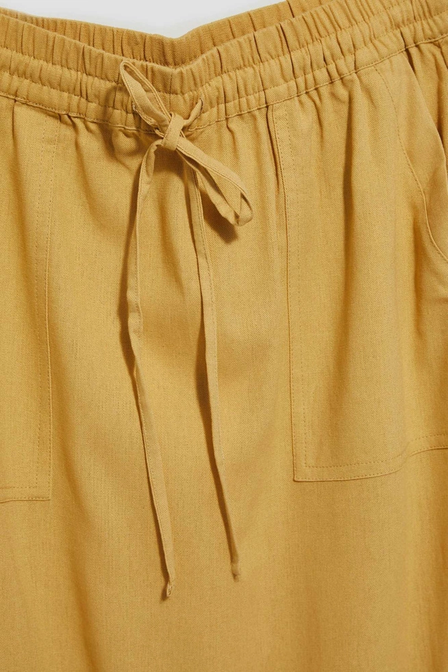 Spódnica z kieszeniami herbaciana