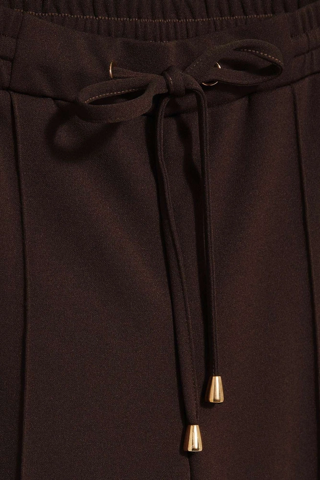 Cygaretki z nogawką w kant