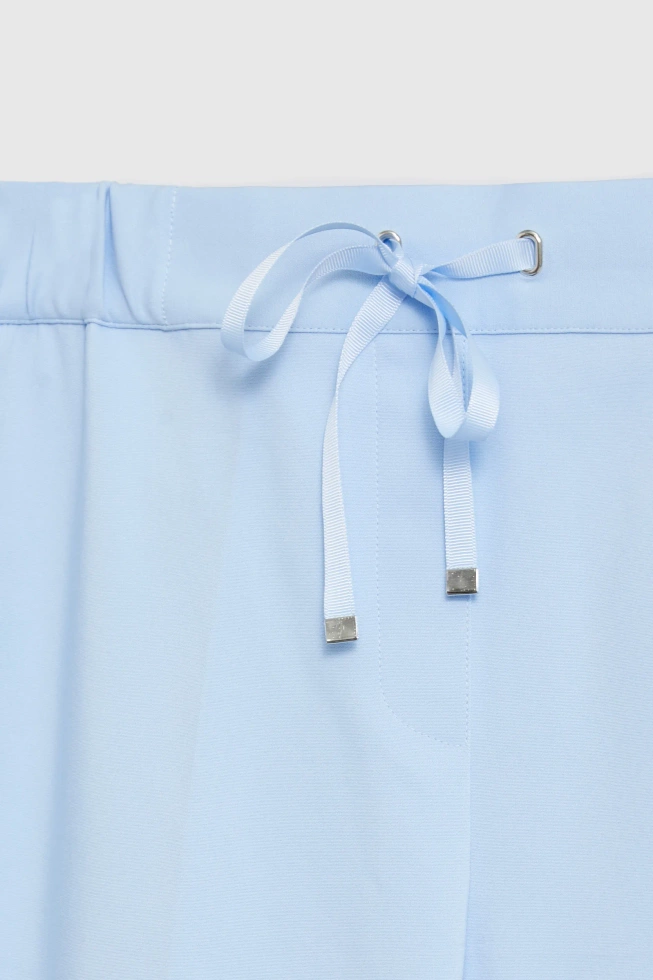 Spodnie z nogawkami w kant błękitne