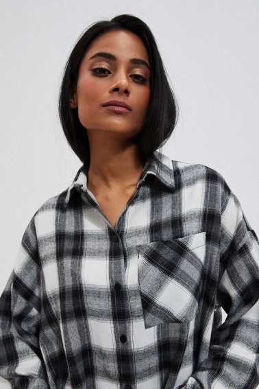 Koszulowa sukienka w kratę czarna