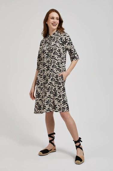 Sukienka z dekoltem zapinanym na guziki beżowa