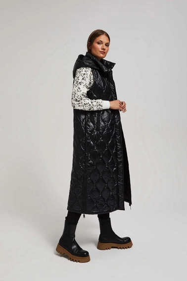 Długa kamizelka z kapturem