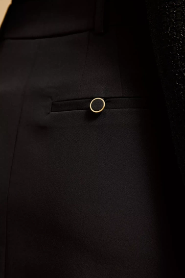 Elegancka spódnica midi