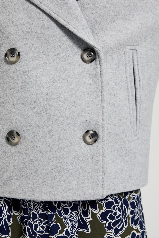 Dwurzędowy krótki płaszcz szary