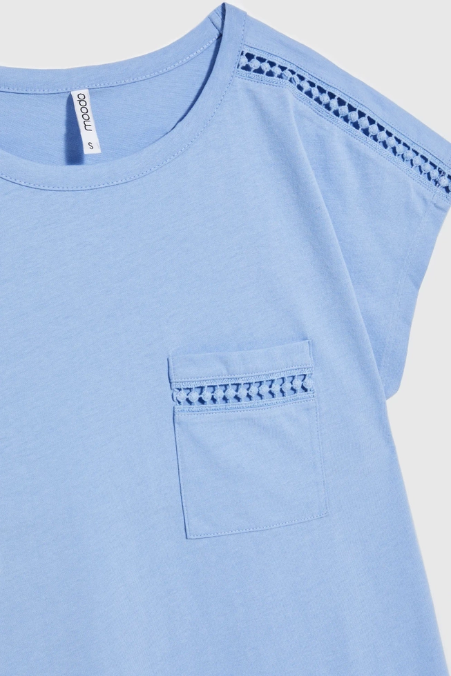 Bluzka z kieszonką błękitna