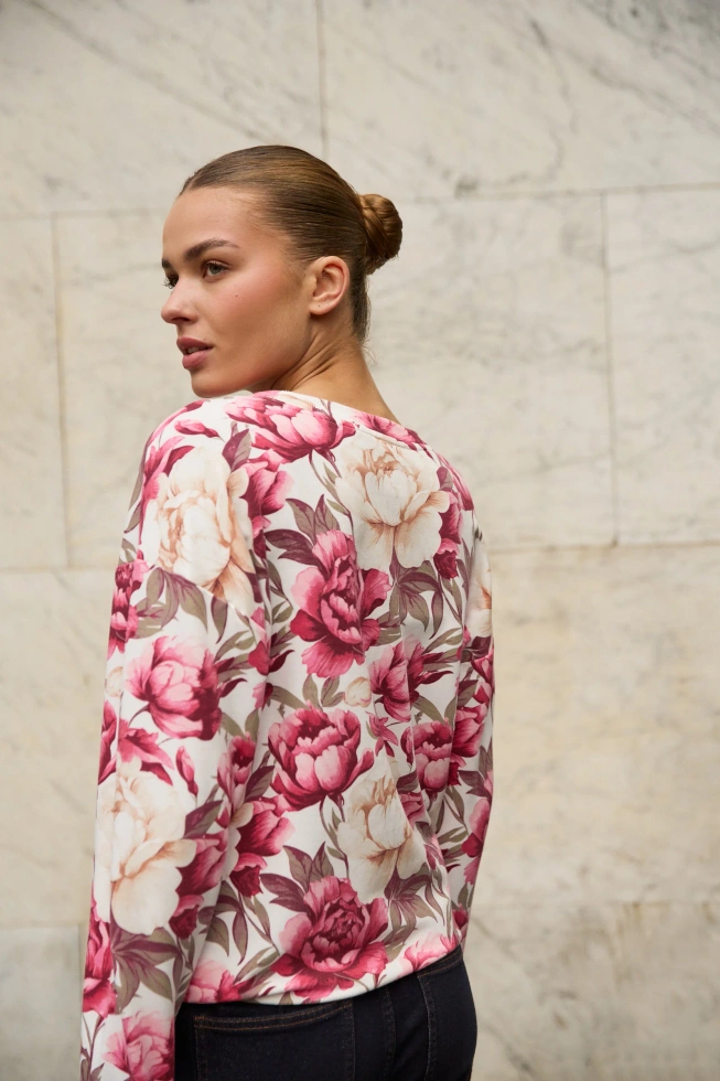 Bluza w kwiaty różowa