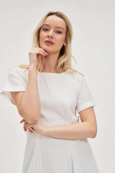 Bawełniana sukienka z odkrytymi plecami biała 