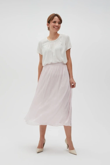 Koszula z ozdobnym dekoltem biała