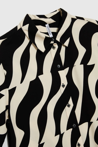 Wiskozowa koszula z krótkimi rękawami czarna