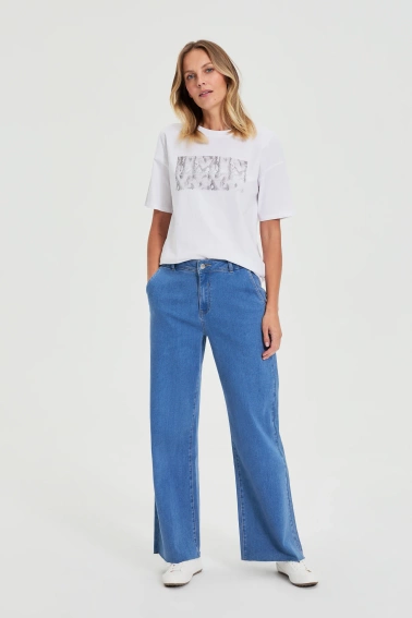 Jeansy z szerokimi nogawkami niebieskie