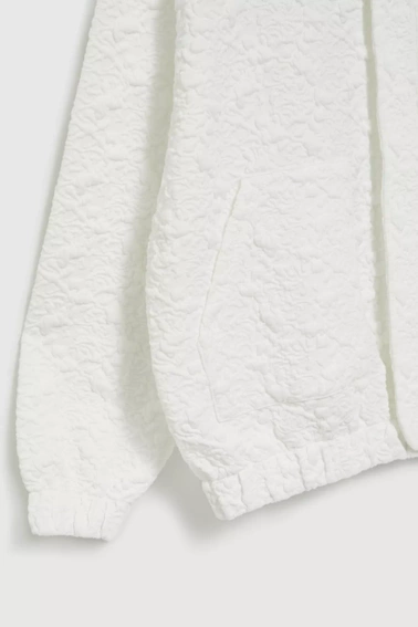 Bluza zapinana na zamek z długimi rękawami biała