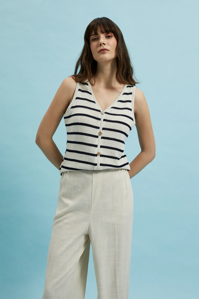 Bluzka w paski z dekoltem w serek i guzikami beżowa