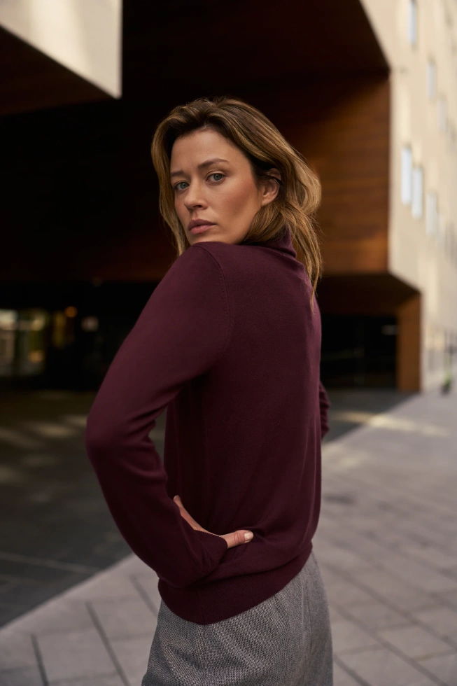 Gładki golf burgundowy