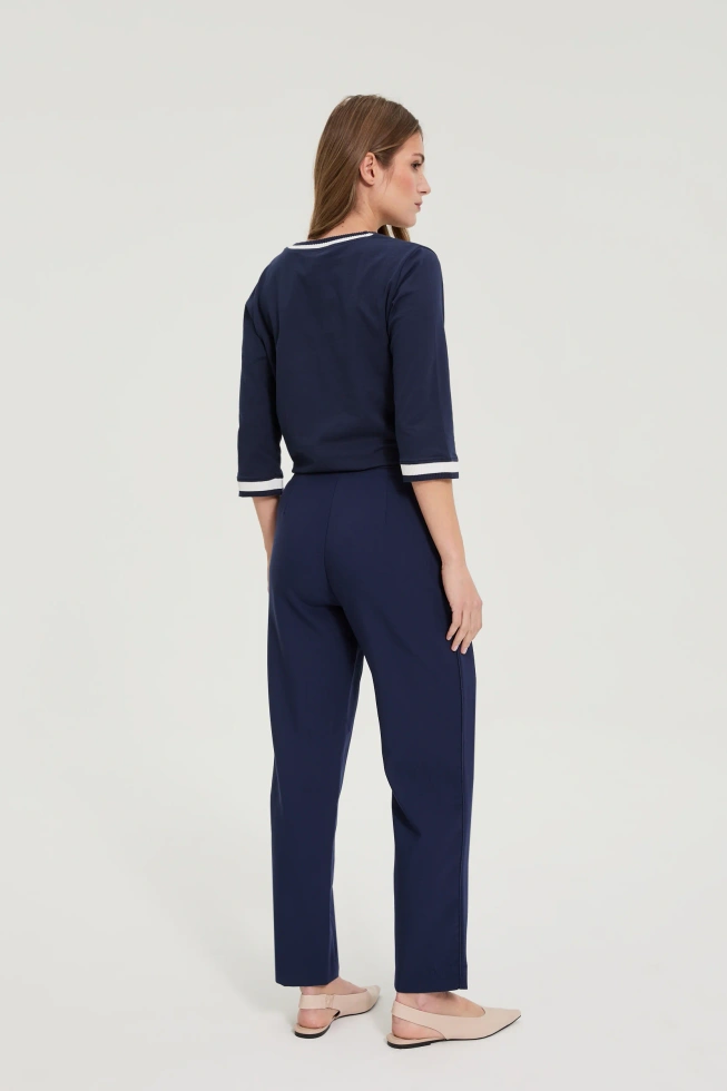 Gładkie spodnie granatowe