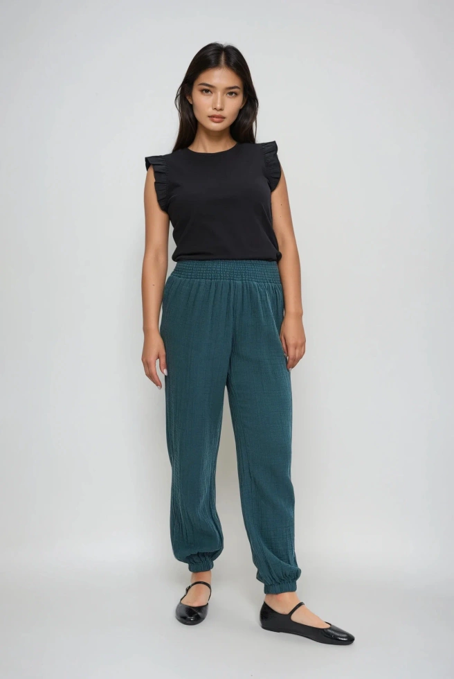 Bluzka z falbankami na ramionach czarna