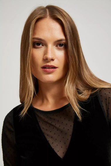 Bluzka z ażurowymi rękawami 