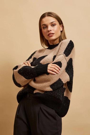 Wzorzysty sweter