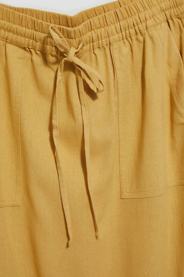 Spódnica z kieszeniami herbaciana