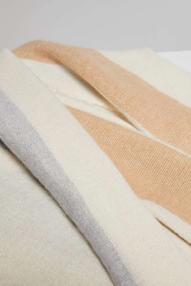 Szalik w kratę piaskowy