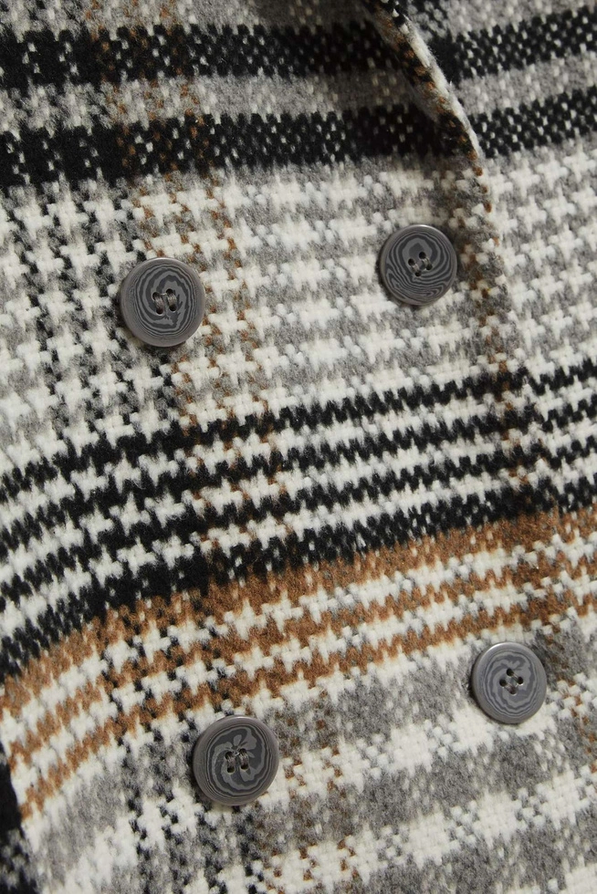 Dwurzędowy płaszcz w kratę