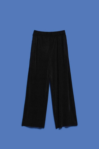 Spodnie z szerokimi nogawkami z prążkowanego materiału czarne