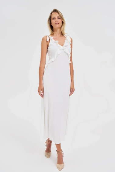Sukienka midi z falbaną na dekolcie biała
