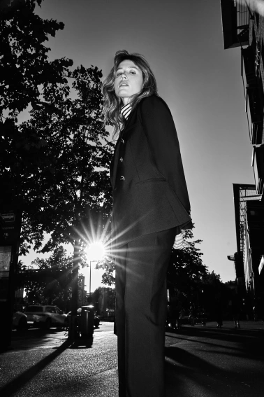 Marynarka z ozdobnymi guzikami czarna