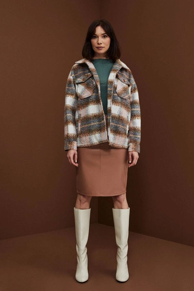 Spódnica z geometrycznym przeszyciem kawowa