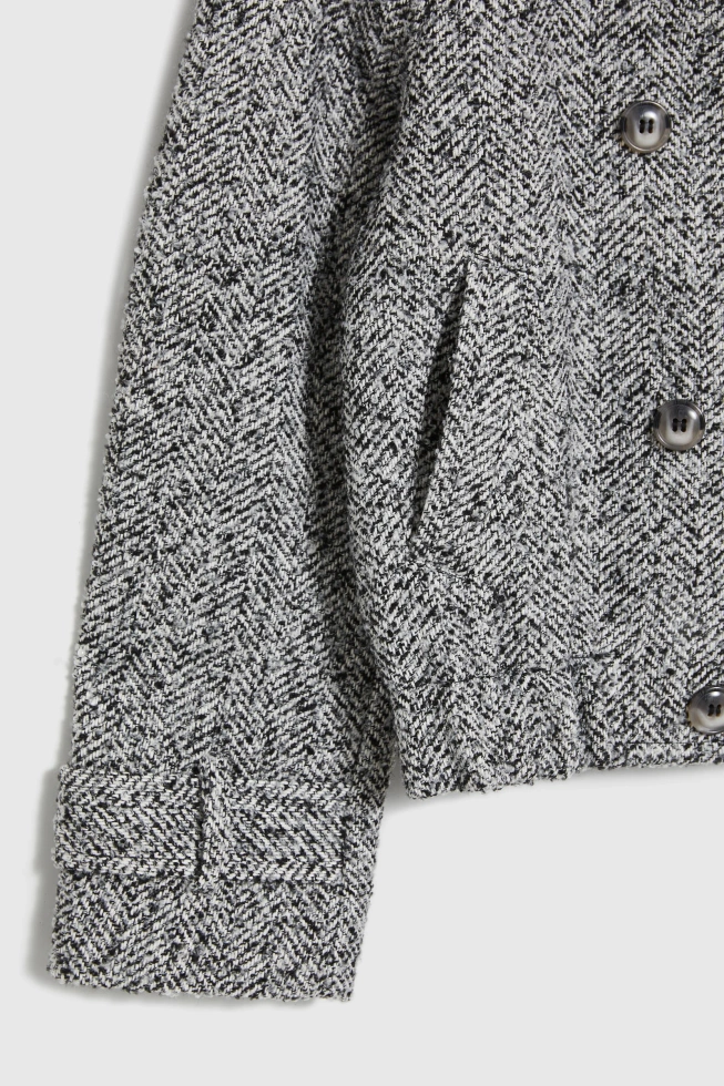 Krótki płaszcz czarno-biały