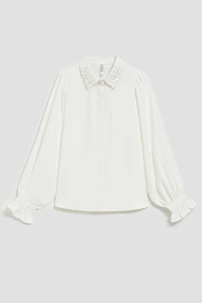 Koszula z ozdobnym kołnierzykiem perłowa