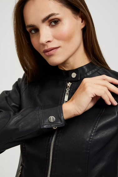 Kurtka z zapięciem pod szyją czarna