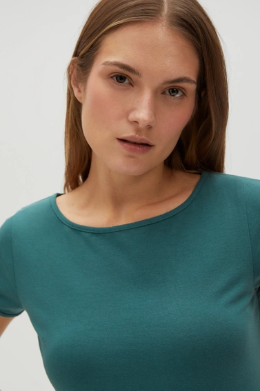 Dopasowany t-shirt zielony