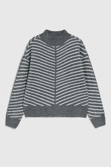 Sweter z półgolfem i paskami szary