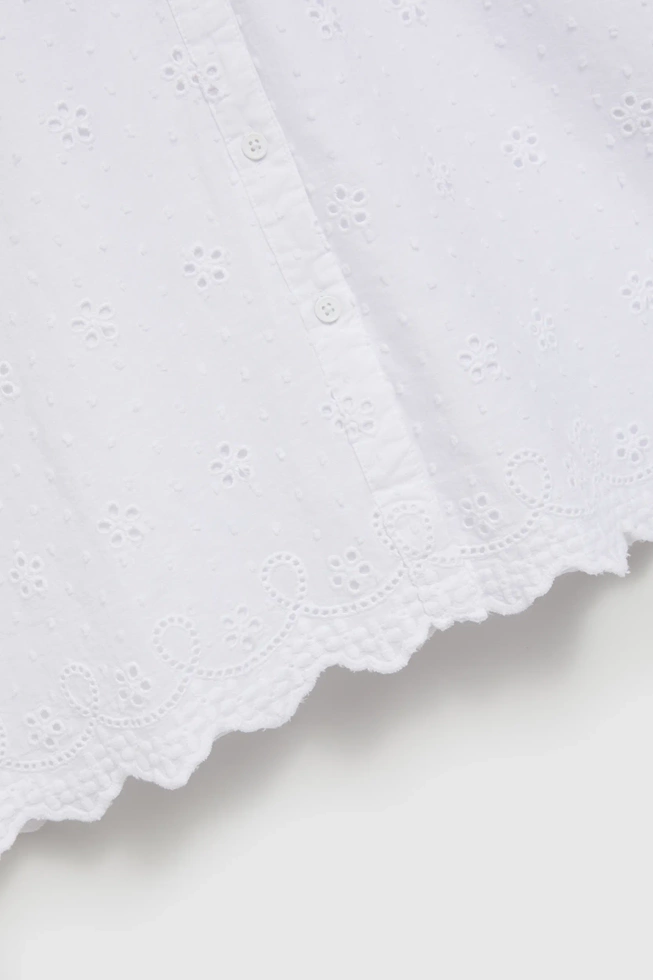 Koszula oversize z dekoltem w serek biała