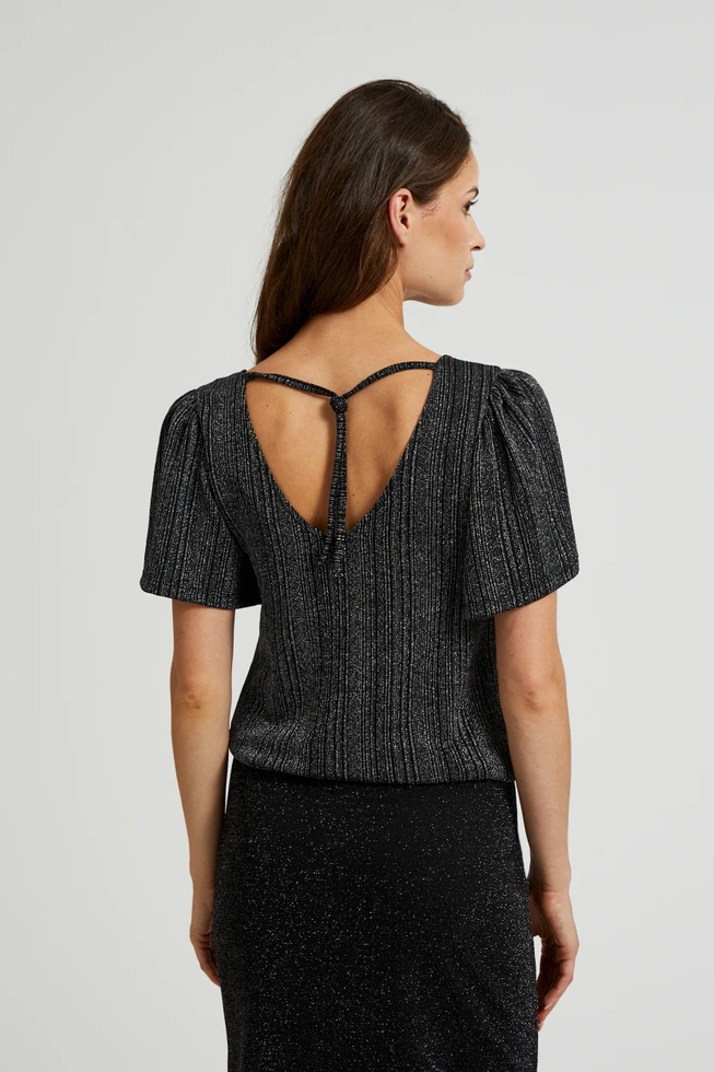 Blyszcząca bluzka z dekoltem w serek czarna